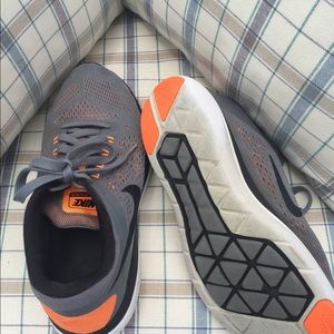 Nike Shoes - Nike flex run 2016 Nike Shoes - Nike flex run 2016